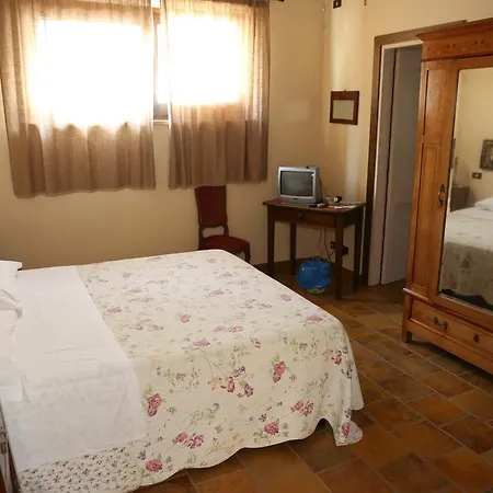 La Del Picchio Country House *