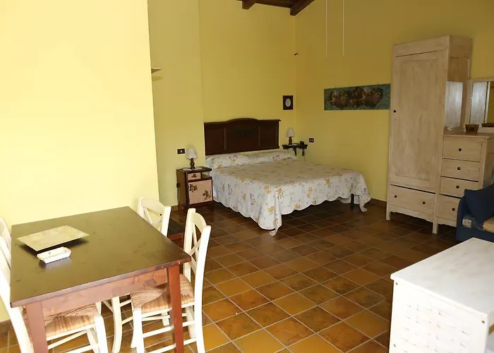 La Del Picchio Country House Inn *